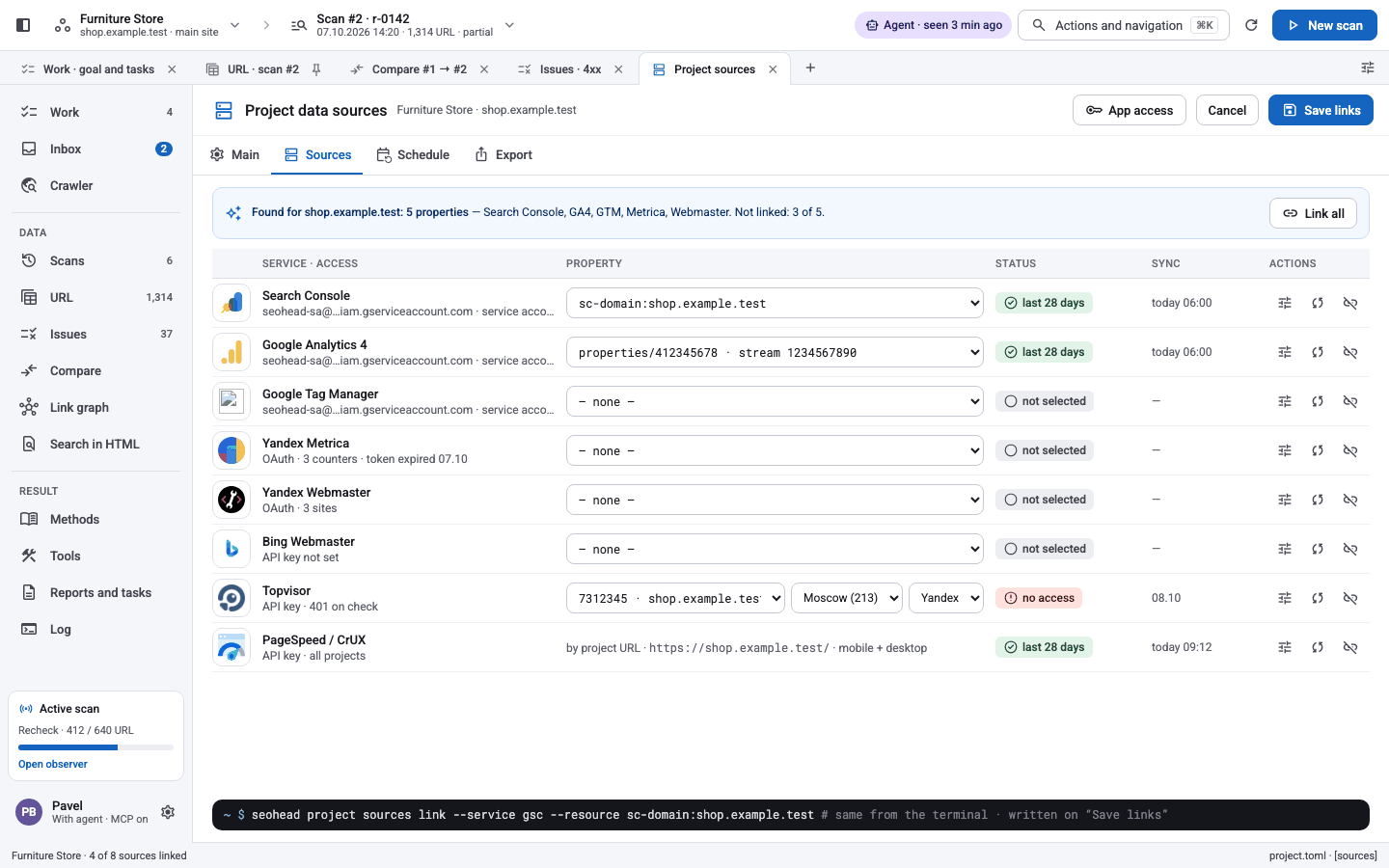 Search and analytics next to the crawl